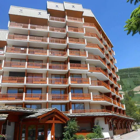 Avec Garage Prive Au Pied Des Pistes, - Fr-1-516-82 Apartment Les Deux Alpes