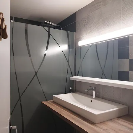 Studio Cosy Au Pied Des Pistes, 4 Pers, Vue Montagne - Fr-1-516-82 Lägenhet *